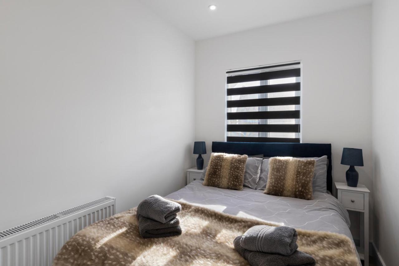 Star London Vivian Avenue 3-Bed Oasis With Garden Lägenhet The Hyde Exteriör bild