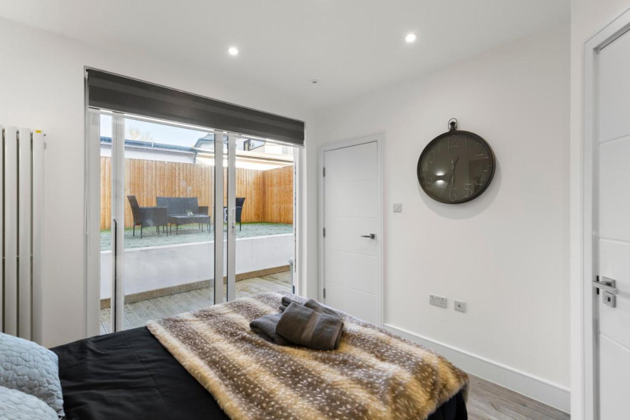 Star London Vivian Avenue 3-Bed Oasis With Garden Lägenhet The Hyde Exteriör bild