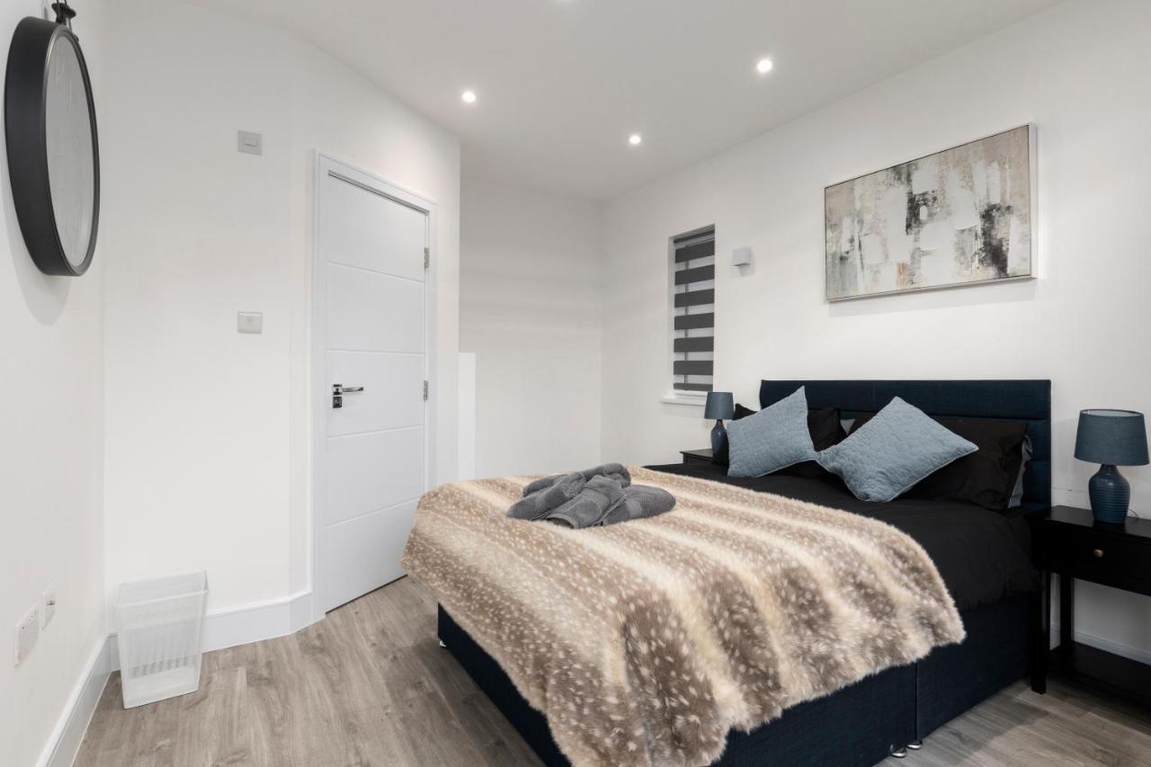 Star London Vivian Avenue 3-Bed Oasis With Garden Lägenhet The Hyde Exteriör bild